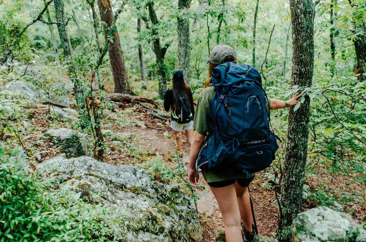 backpacking-two-women-explore-harris-county